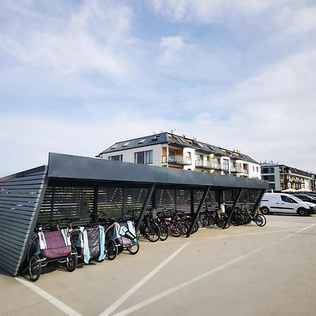 Klimatyzowany Apartament Blue , Sarbinowo Parking Basen Luaran gambar